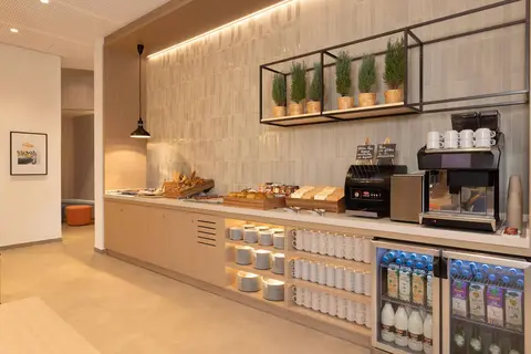 Staybridge Suites Malaga in Málaga — foto 15