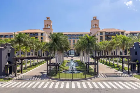 Unique Club at Lopesan Costa Meloneras Resort in Meloneras — foto 10