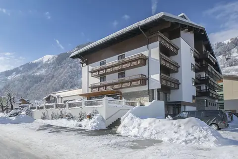 Hotel Victoriya in Kaprun — foto 18