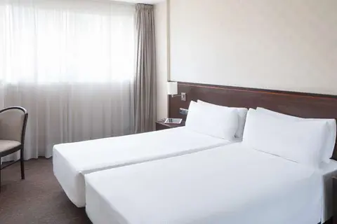 Hotel Lugano Barcelona in Barcelona — foto 4