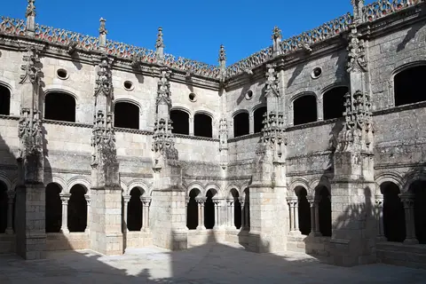 Parador de Santo Estevo in Nogueira de Ramuín — foto 4
