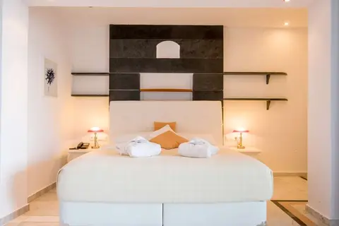 Antinea Suites & Spa in Thira Municipal Unit, foto 13