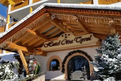 Hotel Cesa Tyrol in Canazei - Cianacei — foto 8
