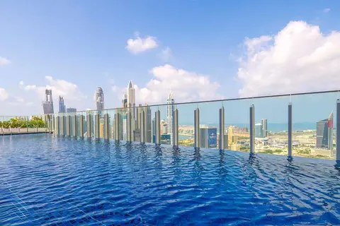 Taj Jumeirah Lakes Towers in Taj Jumeirah Lakes Towers