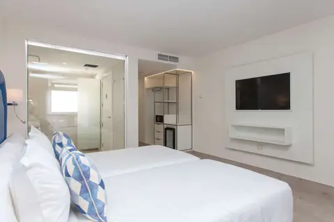 Hotel Boutique Tao Caleta Mar in Corralejo — foto 7