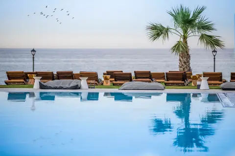 Insula Alba Sea Side Resort & Spa in Analypsi — foto 21