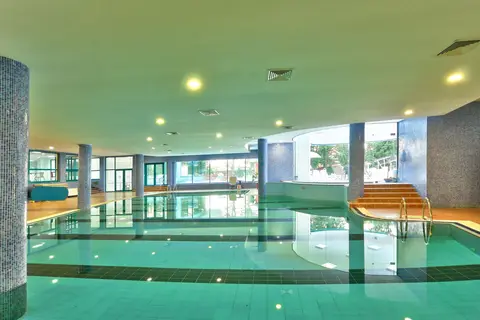 Marina Grand Beach Hotel in СПА център Ривиера Бийч — foto 8
