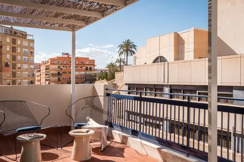 BYPILLOW Paseo in Alicante — foto 11