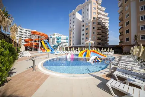 Ramada Resort by Wyndham Lara in Aksu — foto 2