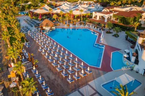 Emelda Sun Club in Uşak — foto 9