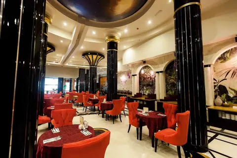 Red Castle Hotel in Sharjah — foto 13