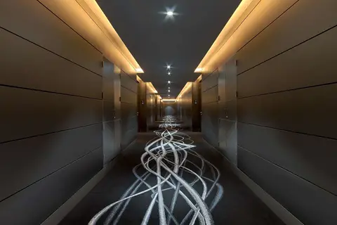V Hotel Dubai Curio Collection by Hilton in دبي — foto 22