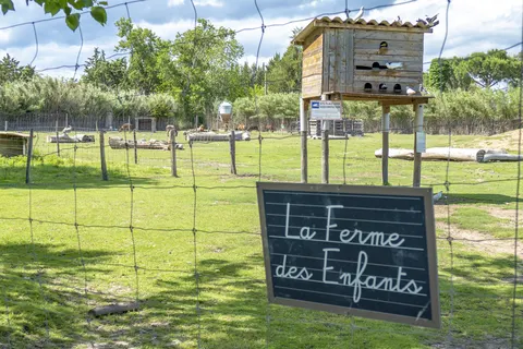 Camping Les Fontaines foto 4