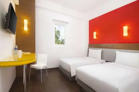 J Hotel Kuta in Kuta — foto 21