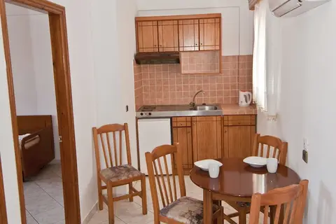 Angelina’s Hotel & Apartments in Σιδάρι — foto 17