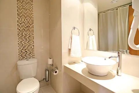 Anastasia Beach Hotel in Παραλίμνι — foto 17