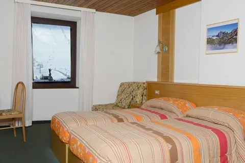 Hotel Savoia in Vermiglio — foto 5