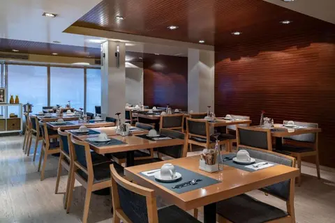 Vincci Puertochico in Santander — foto 4
