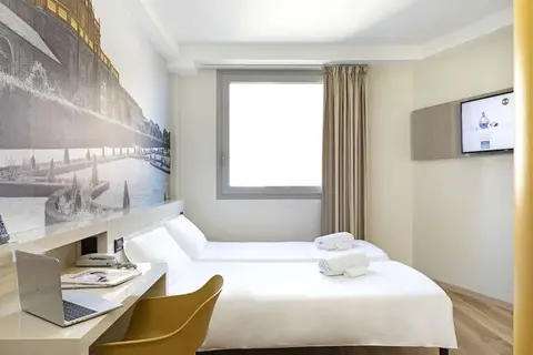 B&B Hotel Torino in Turijn — foto 2