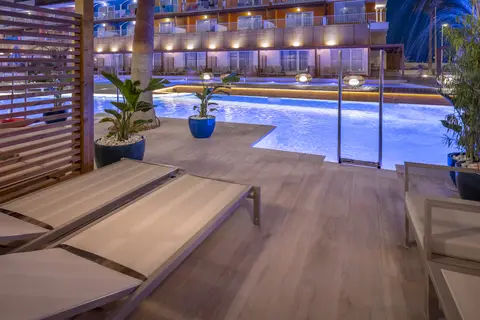 Hotel Mediterráneo Bay in Roquetas de Mar — foto 13