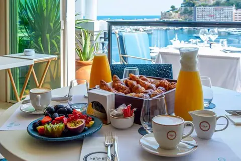 Port Palace in Monaco — foto 6