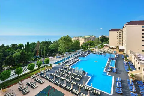 Melia Grand Hermitage in Дентална клиника „Медика 3 Дент“ — foto 11