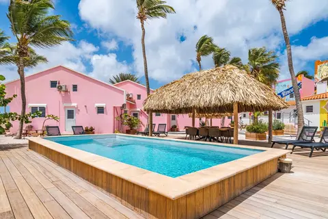 Fly & Go Pink Lagoon by Boutique Bonaire Unique Resorts in Kralendijk