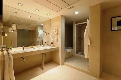 Hotel Cortezo in Madrid — foto 23