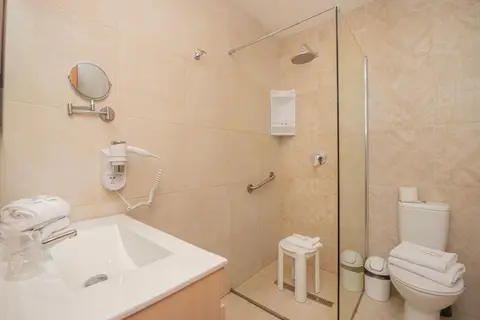 Gillieru Harbour Hotel in San Pawl il-Baħar — foto 21