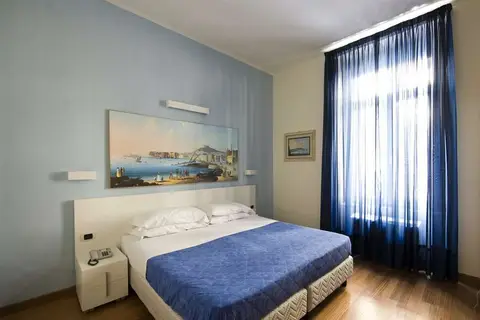 Rex Lifestyle Hotel in Napels, foto 5