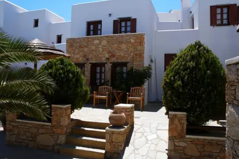 Kallisti in Καραβοστάσης — foto 10