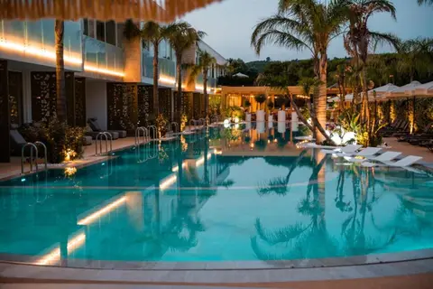 Elite Bay Boutique Hotel in Durrës — foto 3