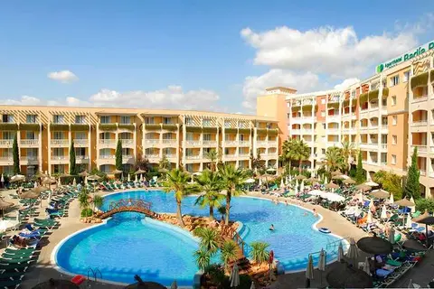 Protur Badia Park Aparthotel in Sant Llorenç des Cardassar, foto 10
