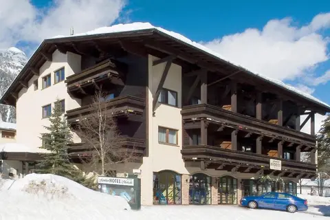 AlpenParks® Chalet & Apartment Alpina Seefeld in Seefeld