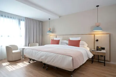 Obal Hotel Marbella in Marbella — foto 4