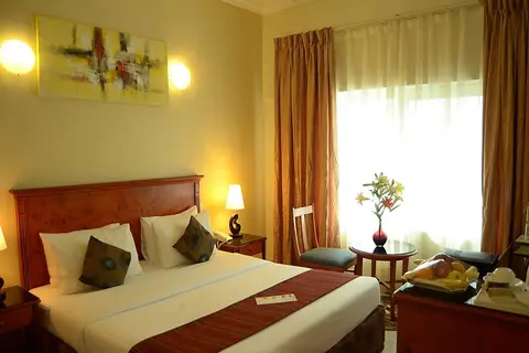 Nejoum Al Emarat Hotel in Sharjah — foto 11