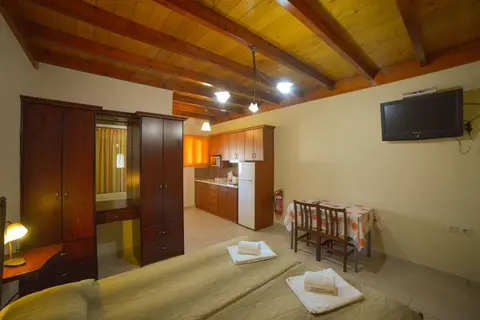 Megali Luxuries Apartments in Λιβάδι — foto 4