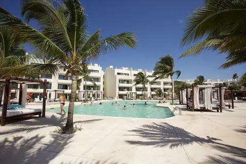 Akumal Bay Beach & Wellnes Resort in Puerto Aventuras