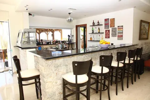 Dias Hotel & Apartments in Dias Hotel Apartments, foto 12