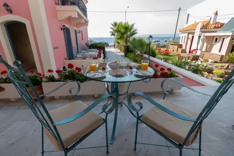 Michaelia Hotel in Πέτρα — foto 9