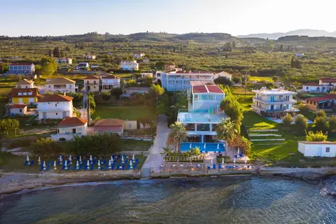 Belussi Beach Hotel & Suites in Kypseli, foto 10