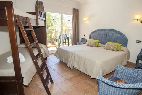 Hotel Comarruga Platja in el Vendrell — foto 22