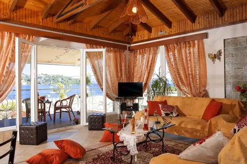 Molfetta Beach Hotel in Γουβιά — foto 19
