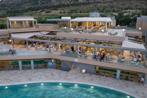 Kiani Beach Resort in Καλύβες — foto 11