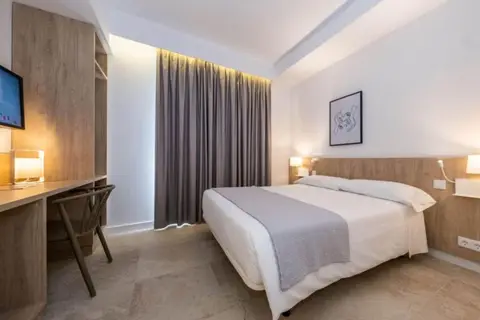 Hotel Victori in Es Castell — foto 9