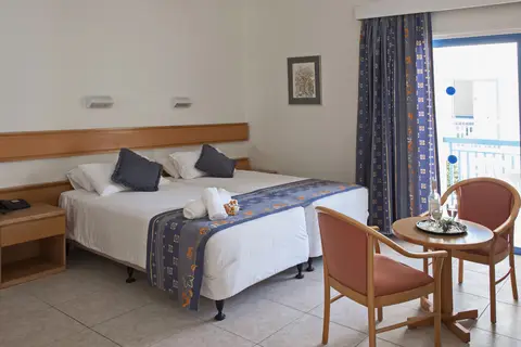 Kissos Hotel in Paphos — foto 16