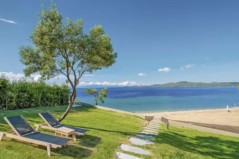 Avaton Luxury Villas Resort in Νέα Ρόδα — foto 11