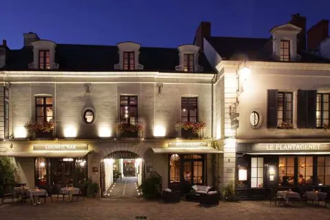 Hotel La Croix Blanche in Fontevraud-l'Abbaye — foto 19