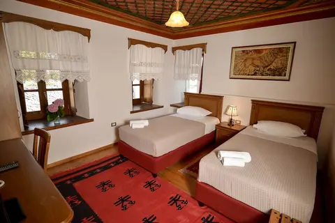 Hotel Kalemi 2 in Gjirokastra — foto 28