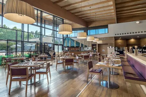 Hotel Puerta De Bilbao in Barakaldo — foto 18